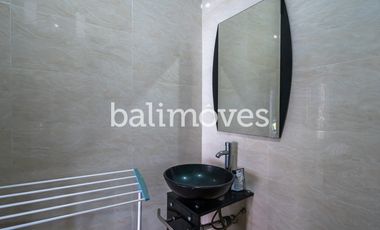 For Sale Rumah Dua Lantai Tiga Kamar Tidur Di Kesiman