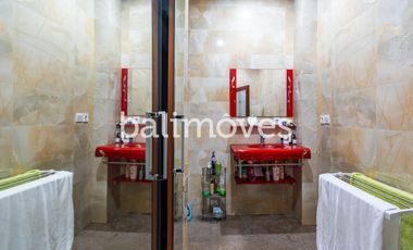 For Sale Rumah Dua Lantai Tiga Kamar Tidur Di Kesiman