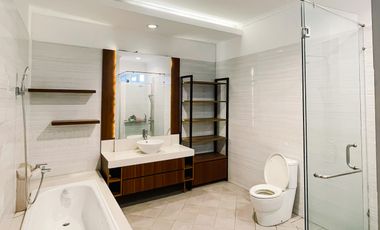 Elegant Living Behind A  Private Wood Gate.