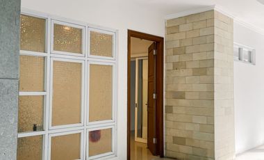 Elegant Living Behind A  Private Wood Gate.