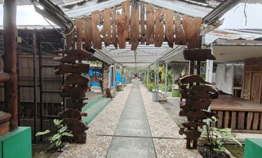 Resto Aktif Parkir Luas Strategis Tengah Kota Karanganyar