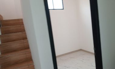 Rumah Dijual Dekat TOL/MRT Lebak Bulus  di Cluster Cirendeu,