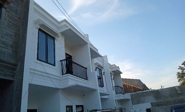 Rumah Dijual Dekat TOL/MRT Lebak Bulus  di Cluster Cirendeu,