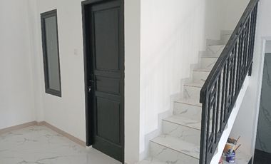 Rumah Dijual Dekat TOL/MRT Lebak Bulus  di Cluster Cirendeu,