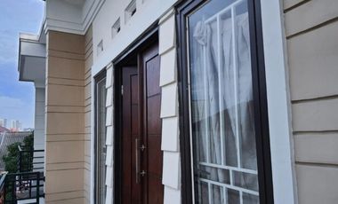 Rumah Baru  3 Lantai Kosambi dkt Tol Matland/Green Lake,