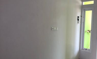 Rumah Mezanin meruya jakarta barat