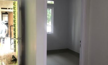 Rumah Mezanin meruya jakarta barat