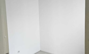 RUMAH CANTIK BARU GRESS DI PERUMAHAN AMESTA LIVING 2 LANTAI UNFURNISH