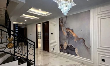 Brand new luxury house 3 lantai rooftop dalam townhouse