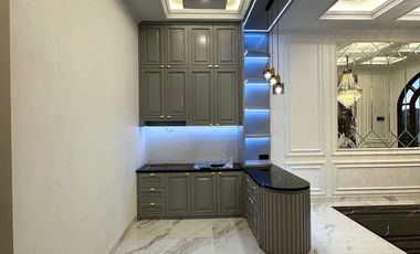 Brand new luxury house 3 lantai rooftop dalam townhouse