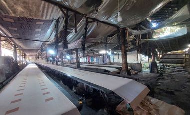 Rumah Luas Pasar Kliwon Solo Kota  Tepi Jalan Raya Strategis Ramai