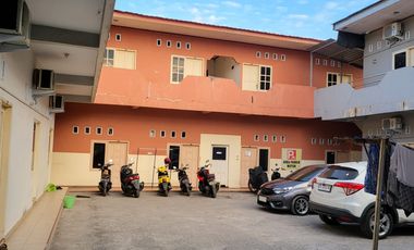 RUMAH TINGGAL + 2 BANGUNAN KOS DI TODOPOLI