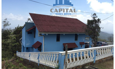 CASA EN LOS ALTOS - CERRO AZUL