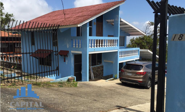 CASA EN LOS ALTOS - CERRO AZUL