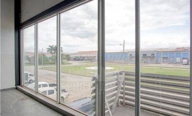 Venta de Local en Pacora, PH Industrial Las Américas