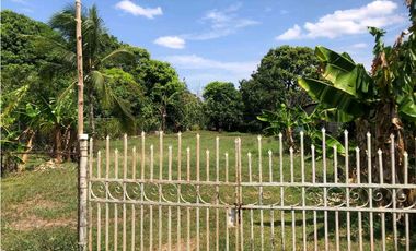 SE VENDE CASA Y TERRENO EN MONTIJO VERAGUAS