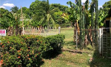 SE VENDE CASA Y TERRENO EN MONTIJO VERAGUAS