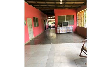 SE VENDE CASA Y TERRENO EN MONTIJO VERAGUAS