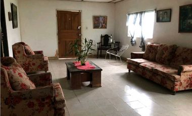 SE VENDE CASA Y TERRENO EN MONTIJO VERAGUAS