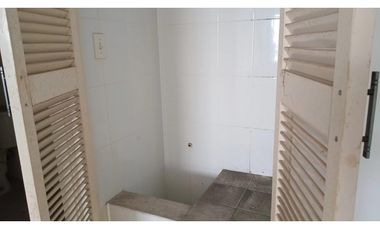 OFICINA / CONDADO DEL REY / CENTENNIAL CENTER / 91M /CON ACABADOS