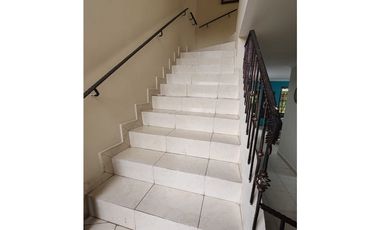 LAS CUMBRES / MIRADOR DEL LAGO / 420M / DUPLEX / 3 HABITACIONES JC