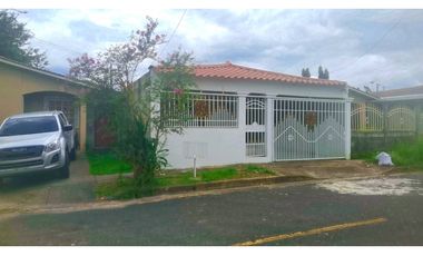 Venta de Casa en Urbanización Colinas de Pacora - Pacora