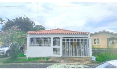 Venta de Casa en Urbanización Colinas de Pacora - Pacora