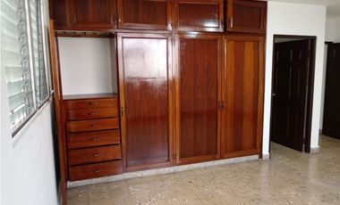 RIO ABAJO / CASA DUPLEX / 800M / 6 HABITACION/ 3 APARTAMENTOS