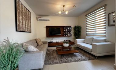 VENTA DE CASA 4 HABITACIONES EN PANAMA PACIFICO - RIVER VALLEY