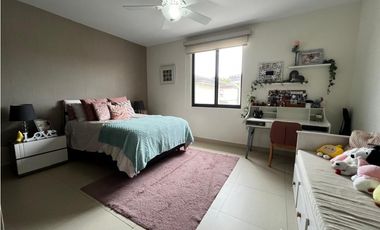 VENTA DE CASA 4 HABITACIONES EN PANAMA PACIFICO - RIVER VALLEY