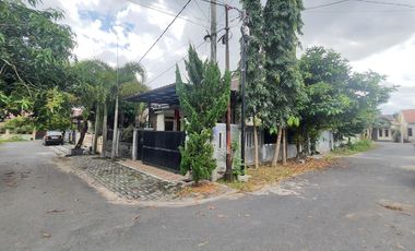 rumah type 140/160m2 2lt HOOK di jl.bina permata loktabat utara