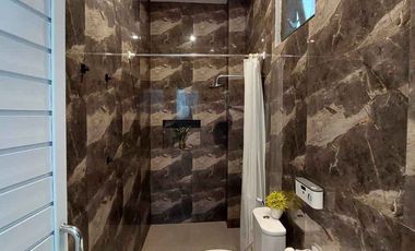 RUMAH MEWAH 2 LANTAI PRIVATE FULL FURNISHED DI MAGUWOHARJO