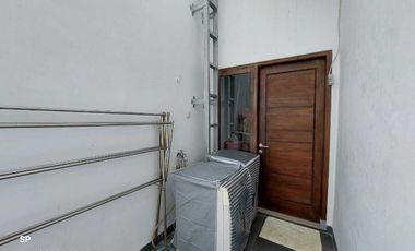 RUMAH MEWAH 2 LANTAI PRIVATE FULL FURNISHED DI MAGUWOHARJO
