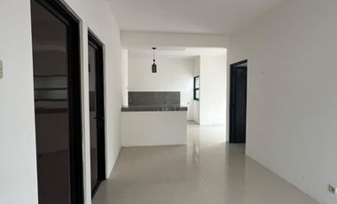 Rumah HOOK Mewah di Cluster Aurora BSB Village, 236 m², Dekat Halte &