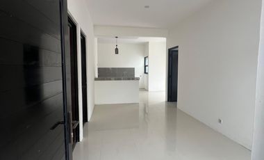 Rumah HOOK Mewah di Cluster Aurora BSB Village, 236 m², Dekat Halte &