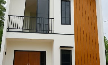 Running di jual 2 lantai pinggir Jalan