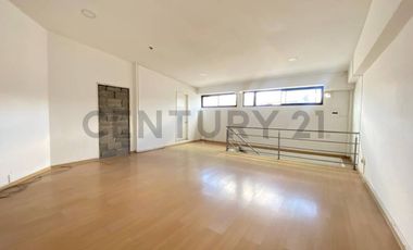 Renta Local Comercial  en Tumbaco