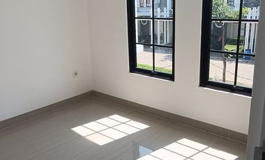 Sewa Rumah Cluster Sevilla Sportcity Jababeka
