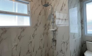 Rumah solo sumber exit tol colomadu pak Jokowi