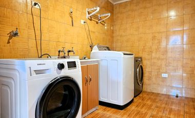 Casa en venta en LA GRANJA