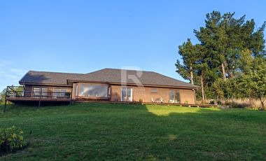 CASA EN VENTA EN CONDOMINIO SANTA ROSA, BRAUNAU