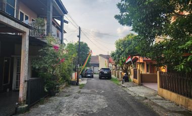 Rumah dekat Eka Hospital, mall SKA