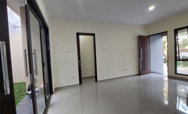 RUMAH FREE PPN POSISI POJOK DEPAN TAMAN DI PANDANARAN HILLS SEMARANG