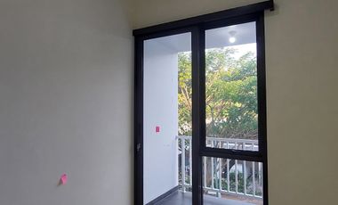 RUMAH FREE PPN POSISI POJOK DEPAN TAMAN DI PANDANARAN HILLS SEMARANG