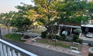 RUMAH FREE PPN POSISI POJOK DEPAN TAMAN DI PANDANARAN HILLS SEMARANG