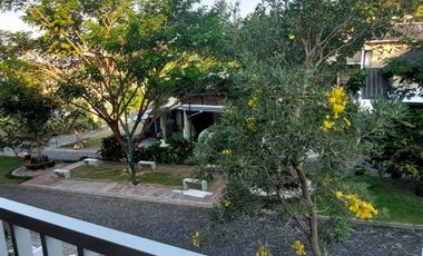 RUMAH FREE PPN POSISI POJOK DEPAN TAMAN DI PANDANARAN HILLS SEMARANG