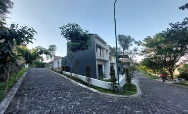 RUMAH FREE PPN POSISI POJOK DEPAN TAMAN DI PANDANARAN HILLS SEMARANG