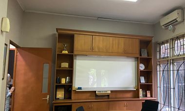 Bangunan Kantor lokasi warung buncit timur jakarta selatan