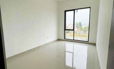 Rumah 2 lantai di jatiasih