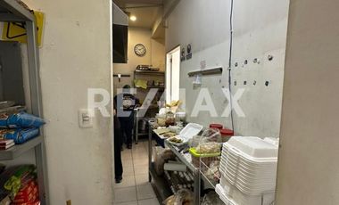 Local en venta en plaza comercial Q7001 - (3)